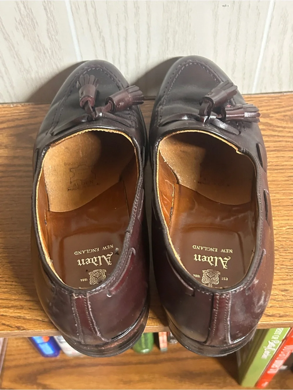 Alden Tassel Loafer burgundy calfskin leather Size 7.5